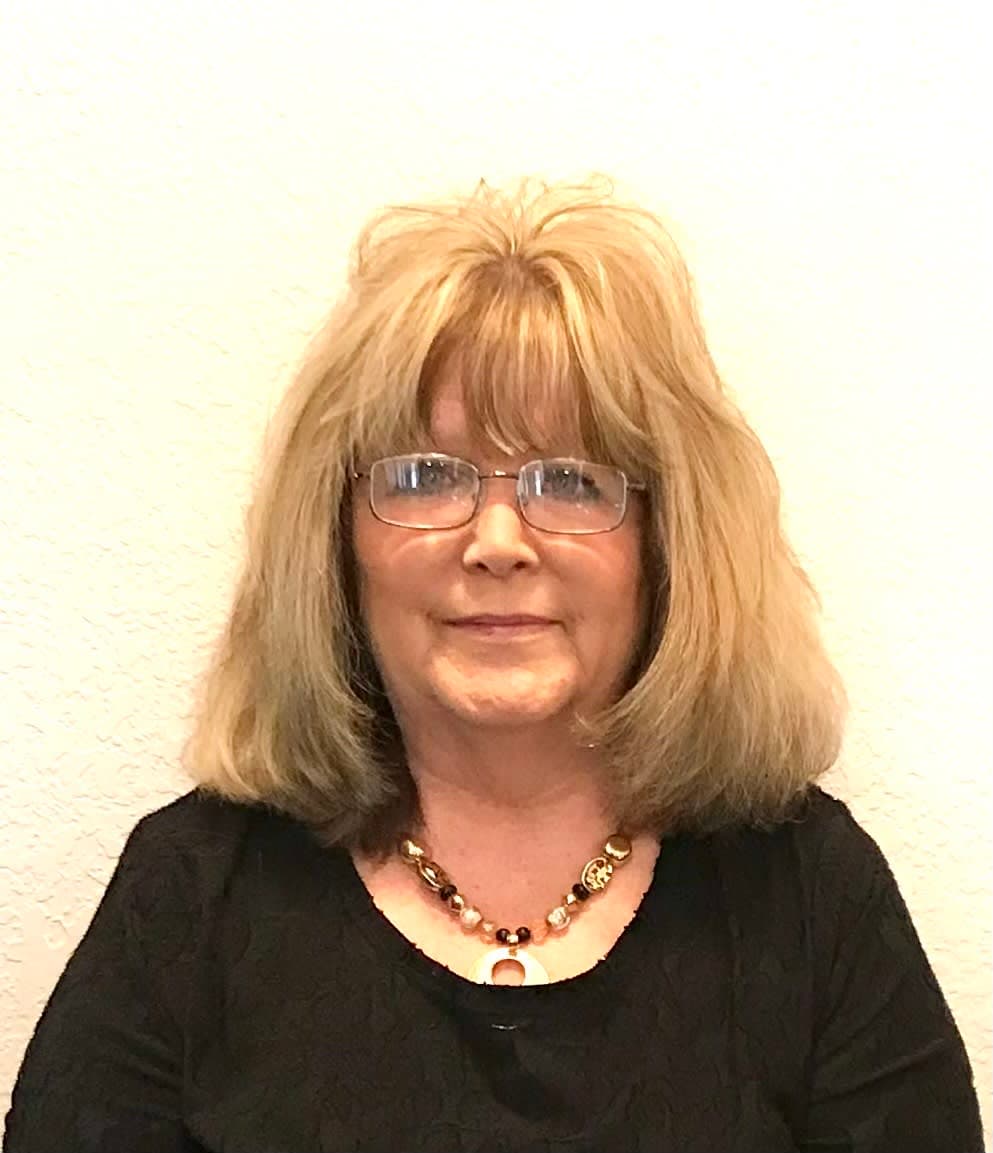 estate-sale-company-sioux-falls-sd-vicki-breeman